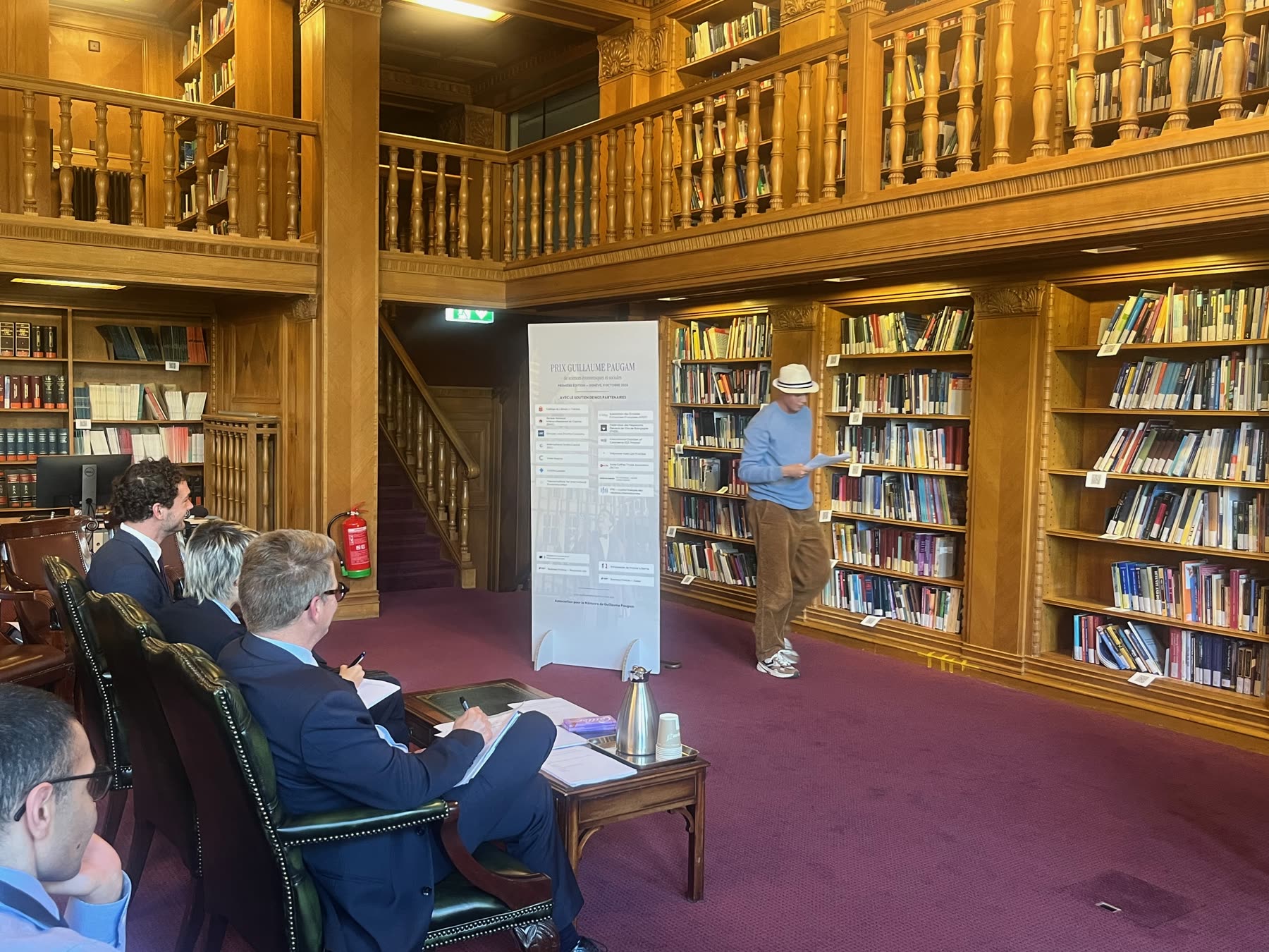 Candidats et jury — 14