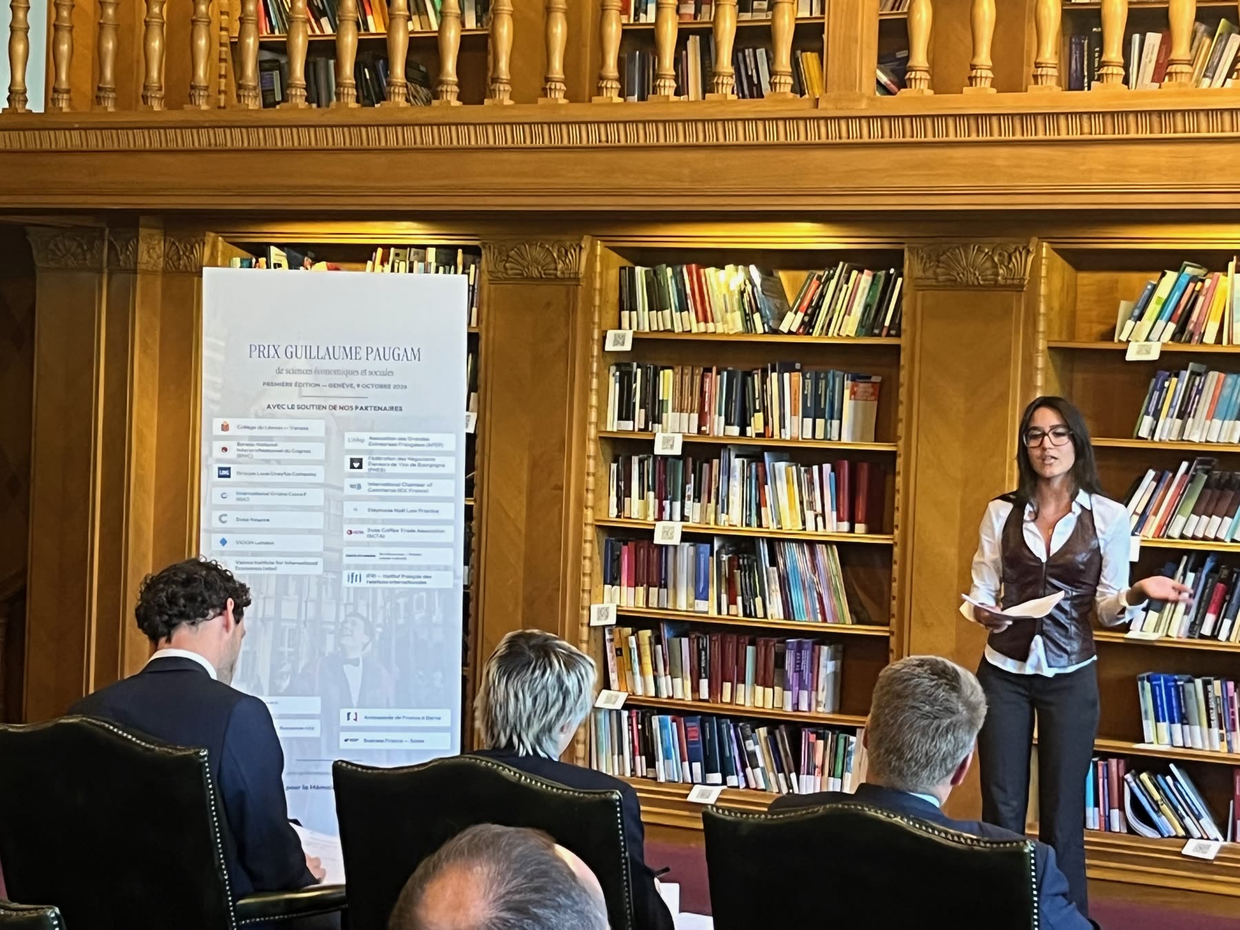 Candidats et jury — 9