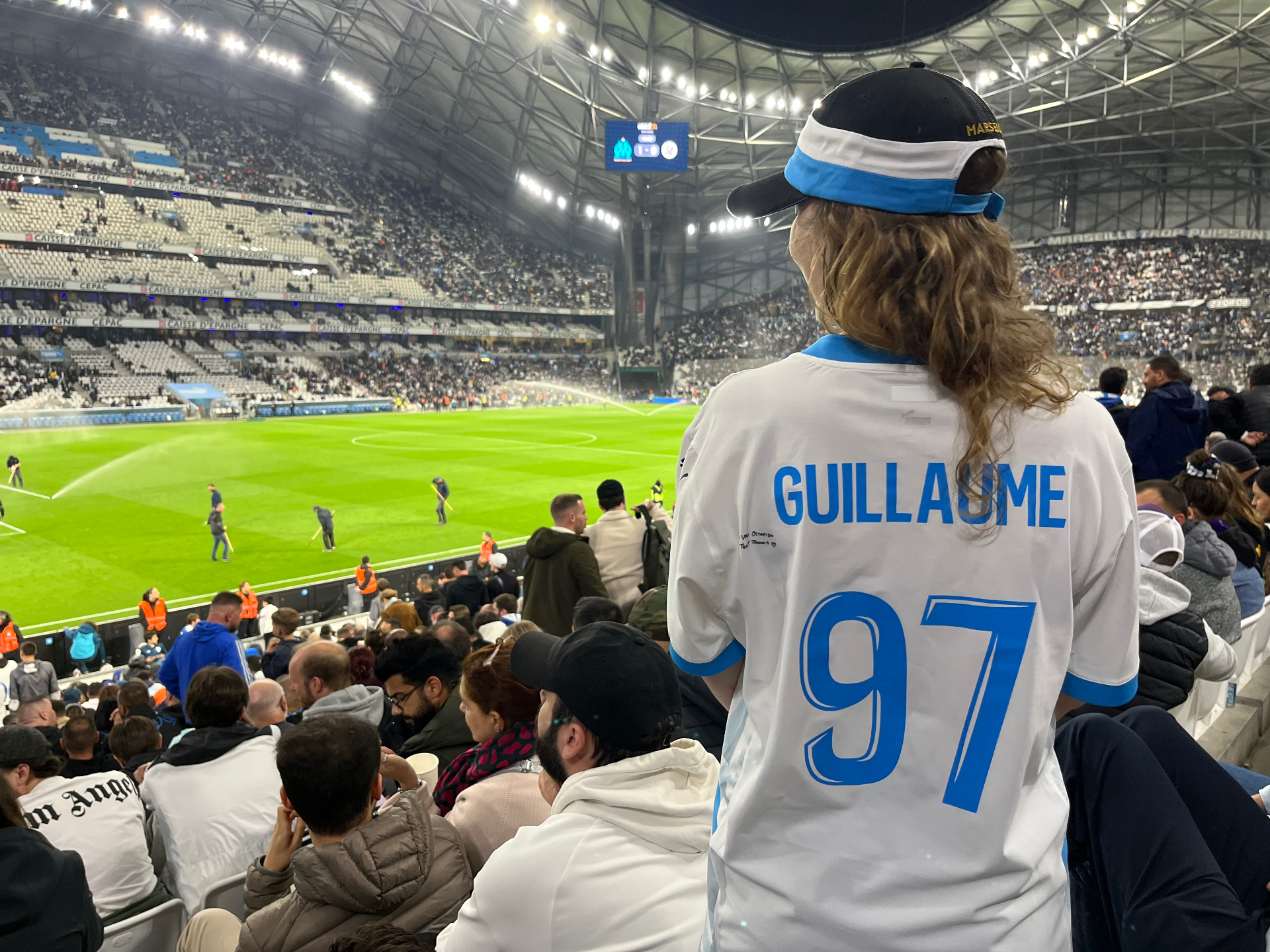 Hommage rendu à Guillaume par les supporters de l'OM